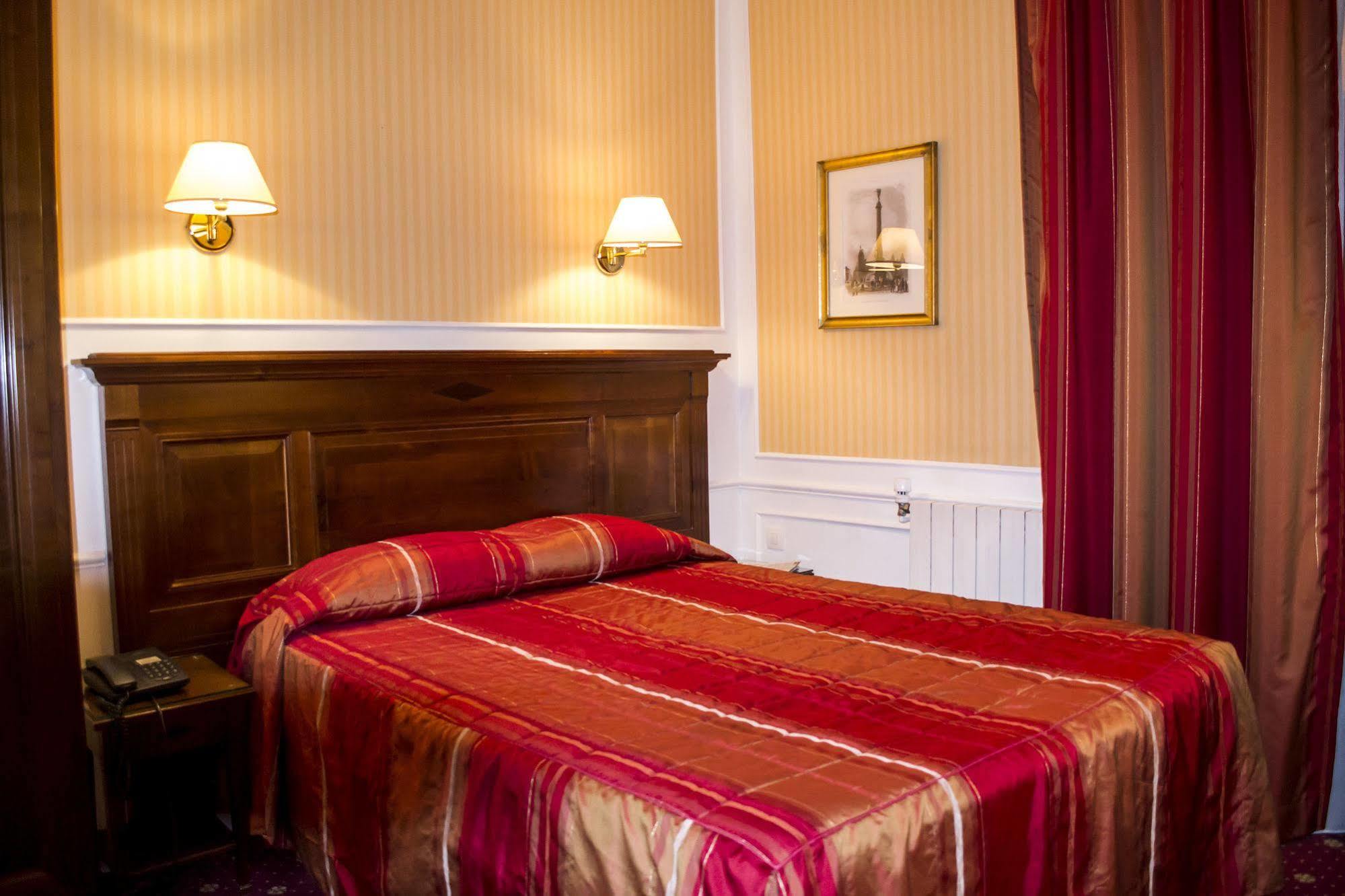 Hotel Touring Opera Párizs Kültér fotó
